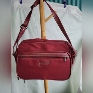 Samsonite Burgundy Zipped  Bag Carryon Tote